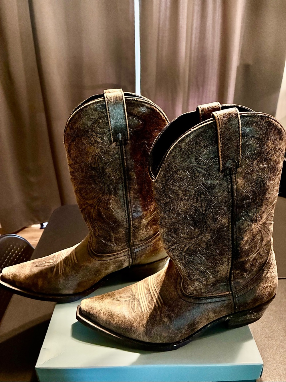 Men's Brown Western Cowboy Boots with Embroidered Shaft